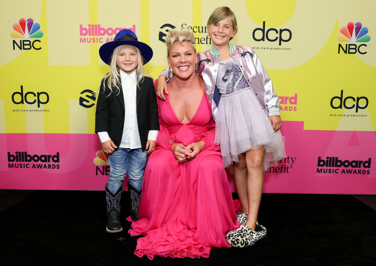 Image Source: Jameson Moon Hart, P!nk, and Willow Sage Hart pose backstage for the 2021 Billboard Music Awards, broadcast on May 23, 2021 at Microsoft Theater in Los Angeles, California. (Getty Images for dcp | Photo by Rich Fury)