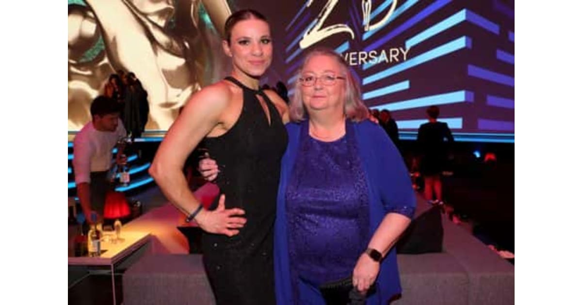 BERLIN, GERMANY - FEBRUARY 17: Laureus World Sportsperson of the Year with a Disability US cross-country skier Oksana Masters poses with her mother Gay Masters during the 2020 Laureus World Sports Awards at Verti Music Hall on February 17, 2020 in Berlin, Germany. (Photo by Andreas Rentz/Getty Images for Laureus)